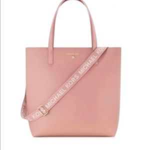 LIMITED EDITION -  EXCLUSIVE ONLY TO THE Michael Kors Fragrance Perfume line.